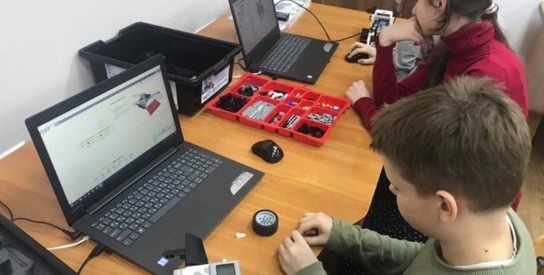 У школі на Рівненщині відкрили кабінет робототехніки (ФОТО) 
